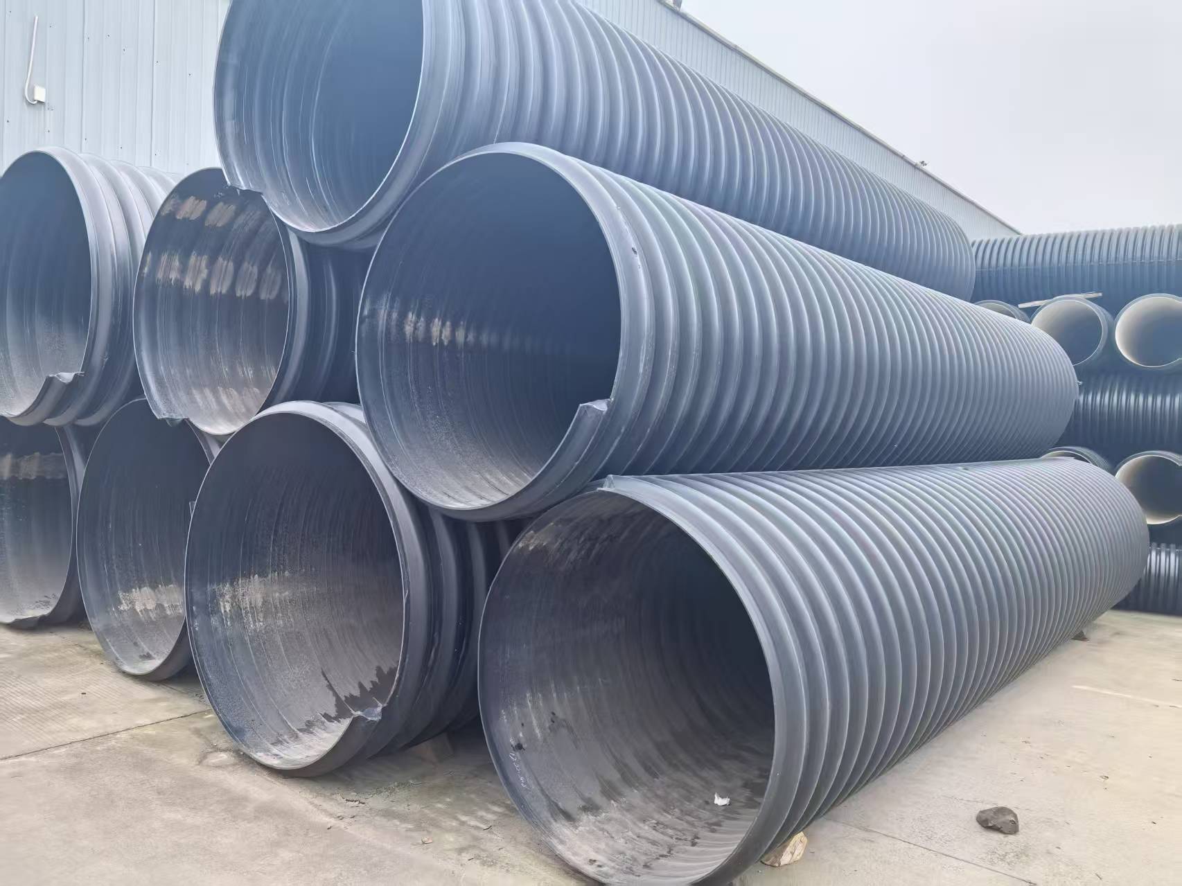 埋深4米以上，HDPE管與鋼帶增強(qiáng)管哪個(gè)更耐用？